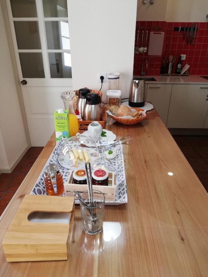 A Bica Hostel ポンタ・デルガダ エクステリア 写真